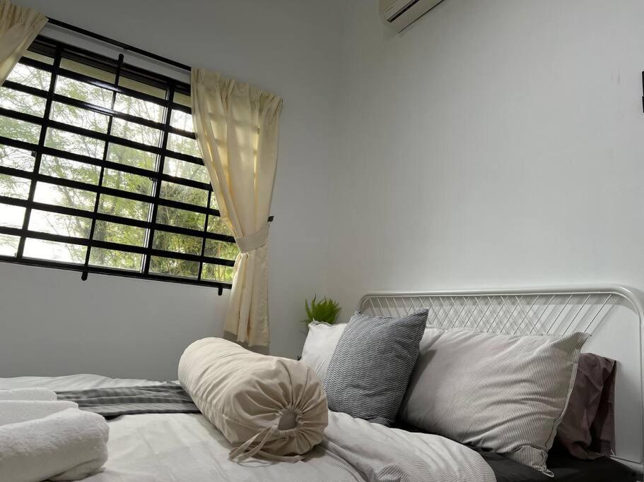 Kampung Affordable Apartment Pusing